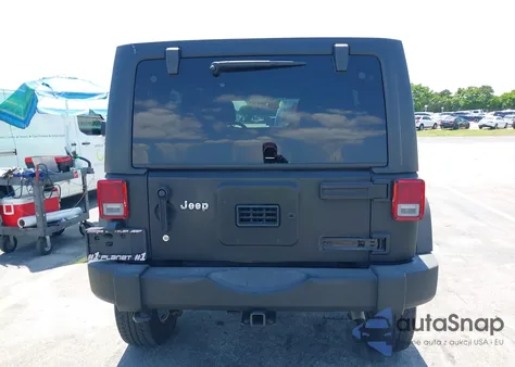 2016 Jeep Wrangler Unlimited Sport z USA, uszkodzony, nr VIN 1C4BJWDG8GL329912